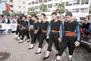 Ayvalık'ta engellileri biraraya getiren şenlik