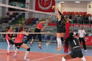 Bursa B&uuml;y&uuml;kşehir Belediyespor- Halkbank : 3-1