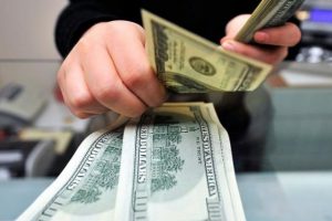 Dolar g&uuml;ne nasıl başladı?
