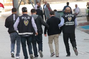 Fırat &Uuml;niversitesi'nde 2. dalga FET&Ouml; operasyonu