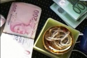 Dolandırdı, 'Aşkım zengin olduk' videosu &ccedil;ekti