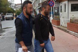 Samsun'da uyuşturucu operasyonu: 12 g&ouml;zaltı