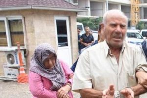 Kızlarının kemiklerini kolide saklamışlar!