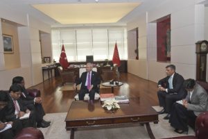 Kılı&ccedil;daroğlu Bangladeş B&uuml;y&uuml;kel&ccedil;isiyle g&ouml;r&uuml;şt&uuml;