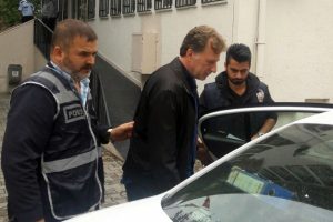FET&Ouml;'den tutuklanan eski futbolcu: "Herkes muradına erdi"