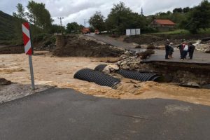 Bartın-Kurucaşile yolu ulaşıma kapandı