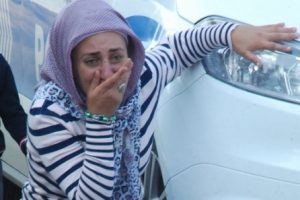 Kocasının ardından b&ouml;yle ağladı