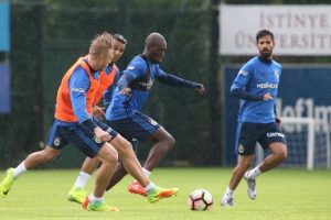 Fenerbah&ccedil;e'de Gaziantepspor mesaisi s&uuml;r&uuml;yor