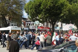 CHP Bursa Milletvekili Orhan Sarıbal g&ouml;zaltına alınmak istendi