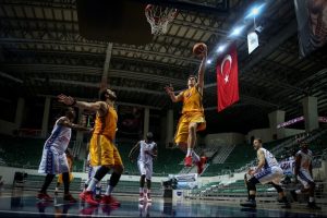 Cevat Soydaş Basketbol Turnuvası'nda İBB, Trabzonspor'u yendi