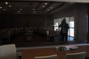 12 ilin FET&Ouml; toplantıları bu salonda yapılmış