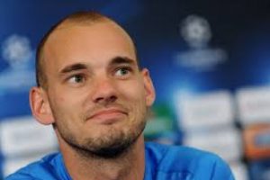 Derbi canavarı: Wesley Sneijder