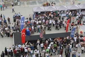 "&Ouml;ğrenme Şenliği" Bursa'da başladı