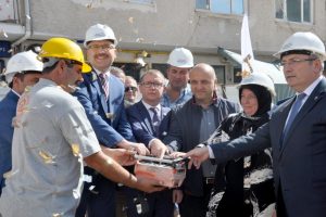 Bursa Karacabey'de 15 Temmuz Demokrasi Meydanı'nın temeli atıldı