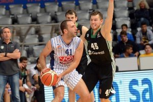 Dar&uuml;şşafaka Doğuş finalde