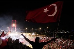 'Paralel darbe' film olacak