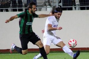 Sakaryaspor deplasmandan 1 puanla d&ouml;nd&uuml;