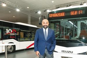 'Bahriyeli' lakaplı eski subay adım adım zirveye &ccedil;ıktı