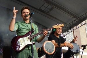 Mustafa Ceceli hayranlarını coşturdu