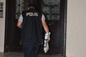 4 ilde adliye katiplerine operasyon: 76 g&ouml;zaltı