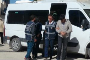 Elazığ'da sorgusu tamamlanan 19 akademisyen adliyeye sevk edildi
