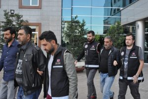 Bursa'da zehir tacirleri tutuklandı