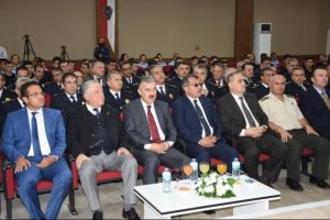 İzmir'de &Ccedil;evik Kuvvet polisi yenilenen tesiste