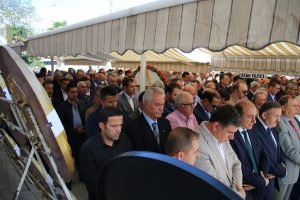 Bursa'nın eski belediye başkanı Eroğlu son yolculuğuna uğurlandı
