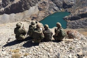 TSK: "Ter&ouml;r &ouml;rg&uuml;t&uuml;ne ait 2 sığınak imha edildi"