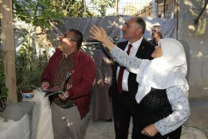 Bursa'da kimsesiz yaşlı kadının evini yenilendi