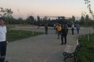 Başkale'de &ccedil;atışma: 3 korucu yaralı