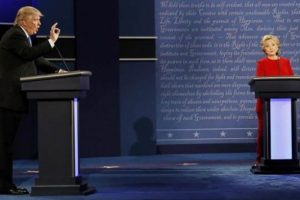 Clinton ile Trump kozlarını paylaştı