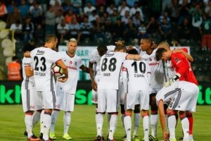 Beşiktaş, UEFA Şampiyonlar Ligi'nde galibiyet arıyor