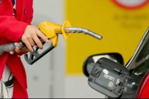 Benzinliklerde kartla 4,6 milyar liralık işlem yapıldı