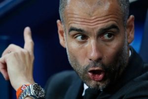Guardiola'nın bileği b&uuml;k&uuml;lm&uuml;yor