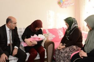 15 Temmuz şehidi polisin bebeği d&uuml;nyaya geldi