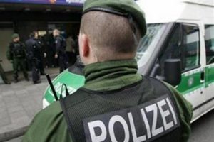 Almanya'nın Dresden kentinde iki ayrı noktada patlama