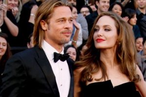 Angelina Brad'in telefonunu engelledi!