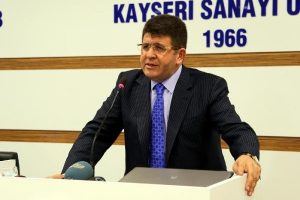 Boydak: T&uuml;rkiye'nin notunun d&uuml;ş&uuml;r&uuml;lmesi tamamen siyasi