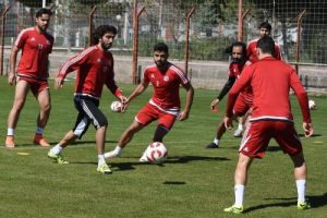 Sivasspor teknik direkt&ouml;r&uuml; &Ouml;zk&ouml;yl&uuml; şanssızlıktan yakındı