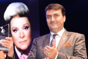 Sanat G&uuml;neşi Bursa'da şarkılarıyla anılacak