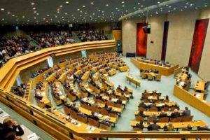 Hollanda meclisinden T&uuml;rkiye karşıtı karar