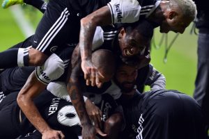 Beşiktaş-Dinamo Kiev ma&ccedil;ı saat ka&ccedil;ta hangi kanalda?