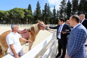 Bursa Valisi İzzettin K&uuml;&ccedil;&uuml;k il&ccedil;e ziyaretlerine devam ediyor