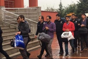 Kocaeli'de FET&Ouml; operasyonunda 10 &ouml;ğretmen adliyeye sevk edildi