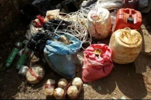 Hakkari'de PKK'ya ait m&uuml;himmat ve patlayıcı ele ge&ccedil;irildi