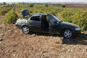 Otomobil takla attı: 3 yaralı