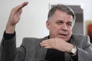 'Darbe tehlikesi hala T&uuml;rkiye'de mevcut'