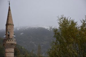 Posof dağlarına kar yağdı