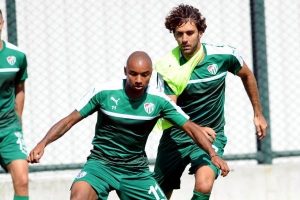 Bursaspor, Gaziantepspor hazırlıklarını s&uuml;rd&uuml;rd&uuml;
